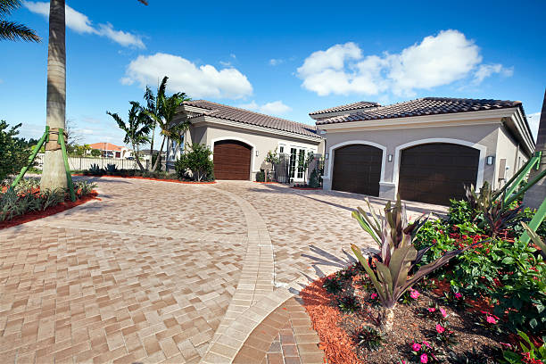 Best Driveway Resurfacing Pavers  in Hartford, WI